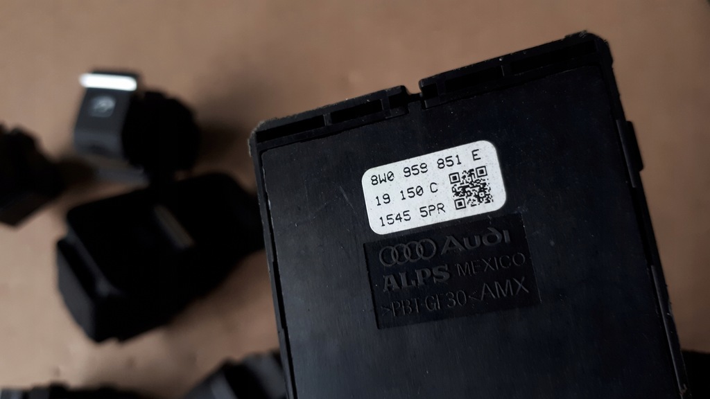 фото №10, S4 b9 a4 8w панель кнопки вікон дзеркало складний