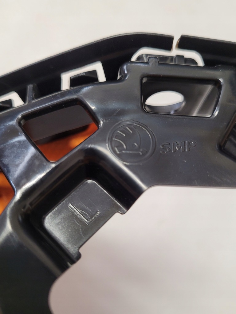 фото №8, Skoda 3p 3p0 superb iv super b 4 направляющая кронштейн бампера левый 3p0807183