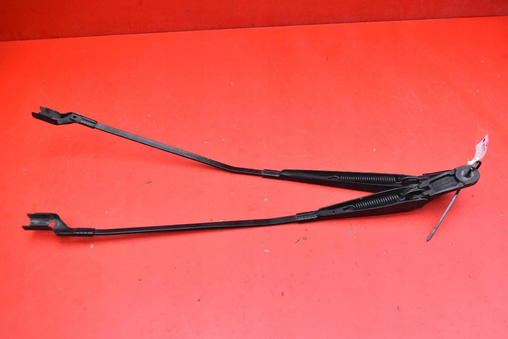 фото №8, Рычаг дворники перед eu 9672059480 peugeot 3008 1 i 10-13