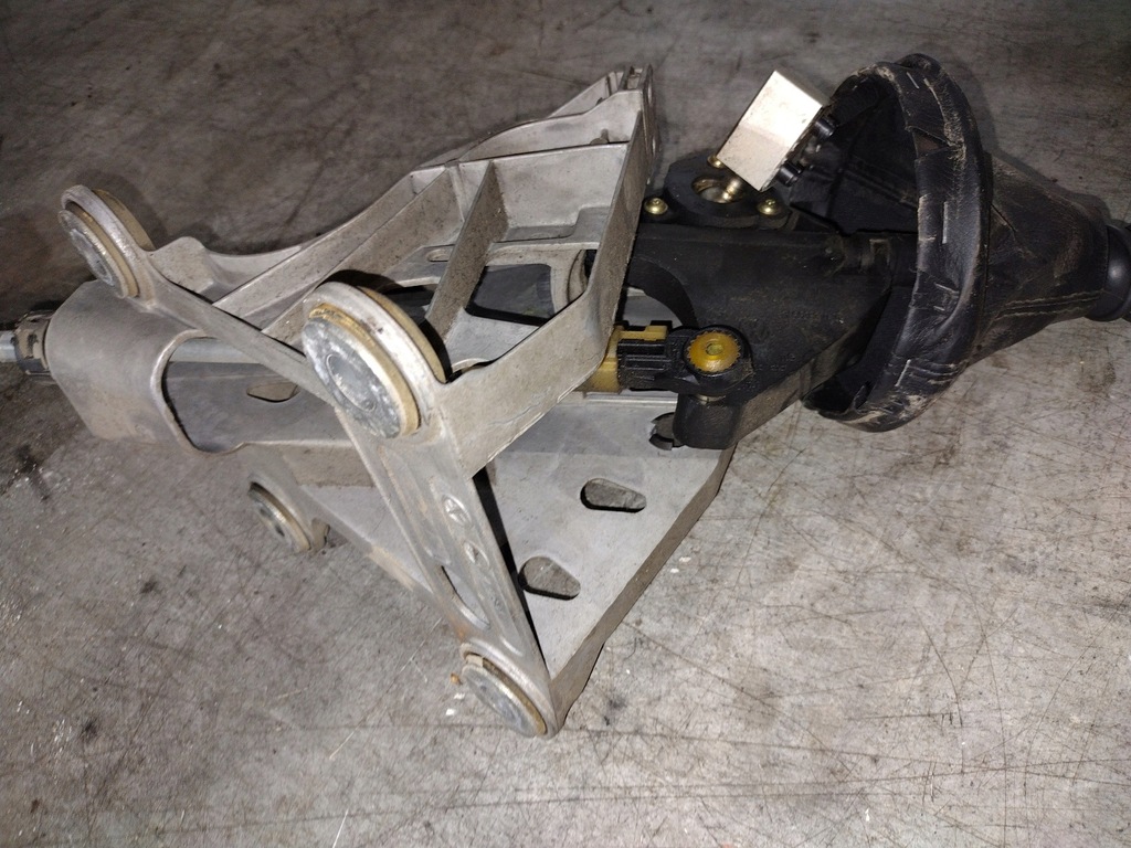 фото №6, Домкрат троси zmieny передач 7h0711061c vw t5