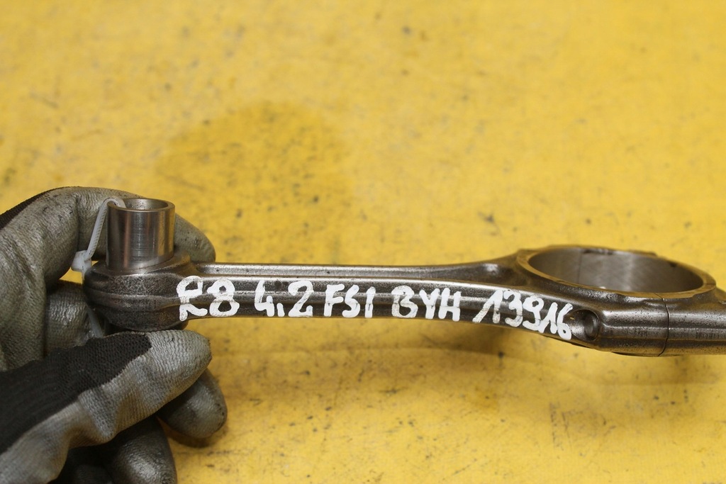 фото №8, Шатун шату́н byh audi r8 4.2 fsi 079v