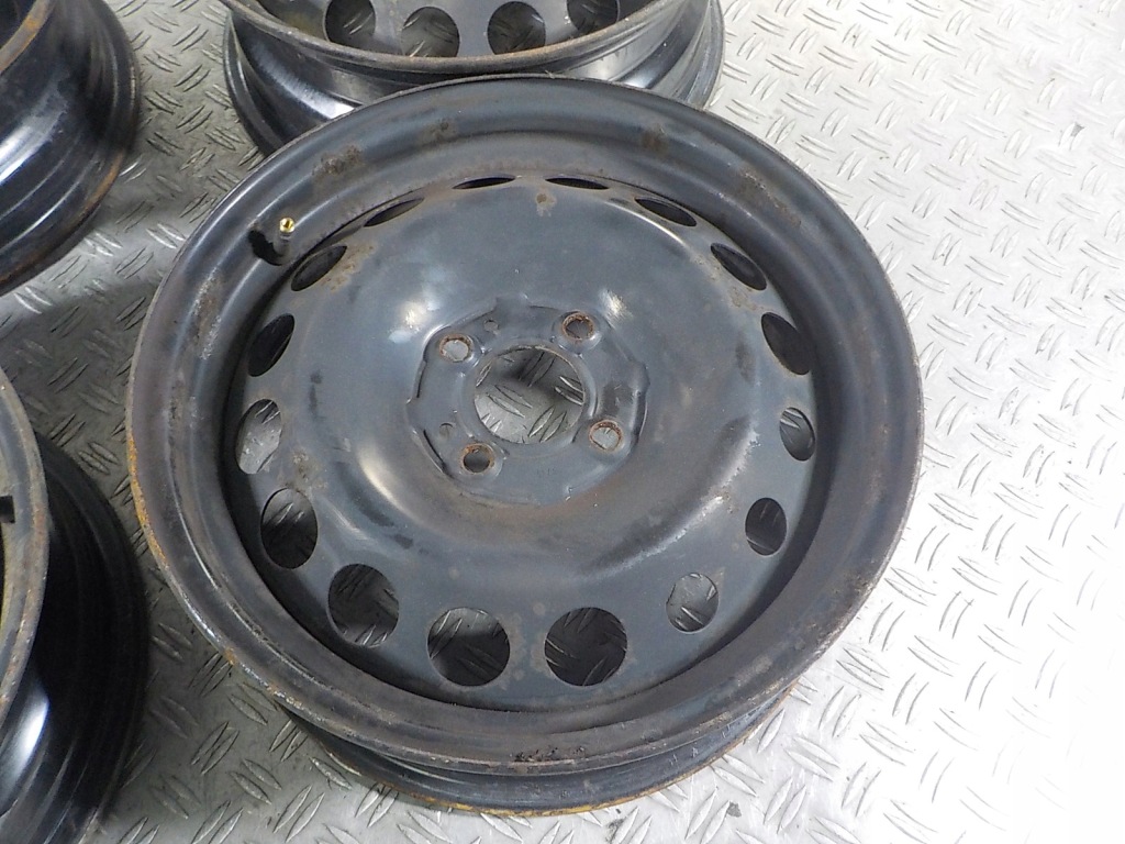 Twingo 3 1.0 16- диски стальной 15'' 4 штуки в Украине