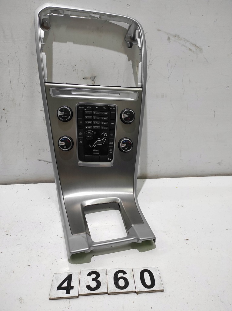 фото №1, Панель кондиционера volvo xc60