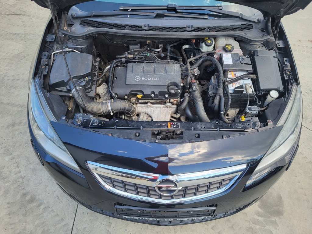 фото №9, Opel astra iv j 10r перед бампер капот крила лампа ксенон pdc z20r