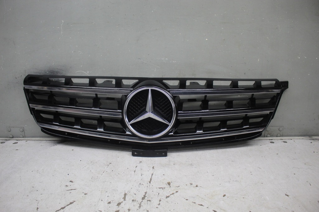 фото №1, Решётка радиатора mercedes ml 1668800123
