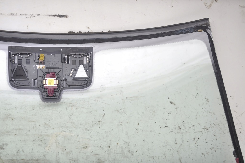 фото №10, Mercedes glc x253 стекло перед передняя лобовое 18r