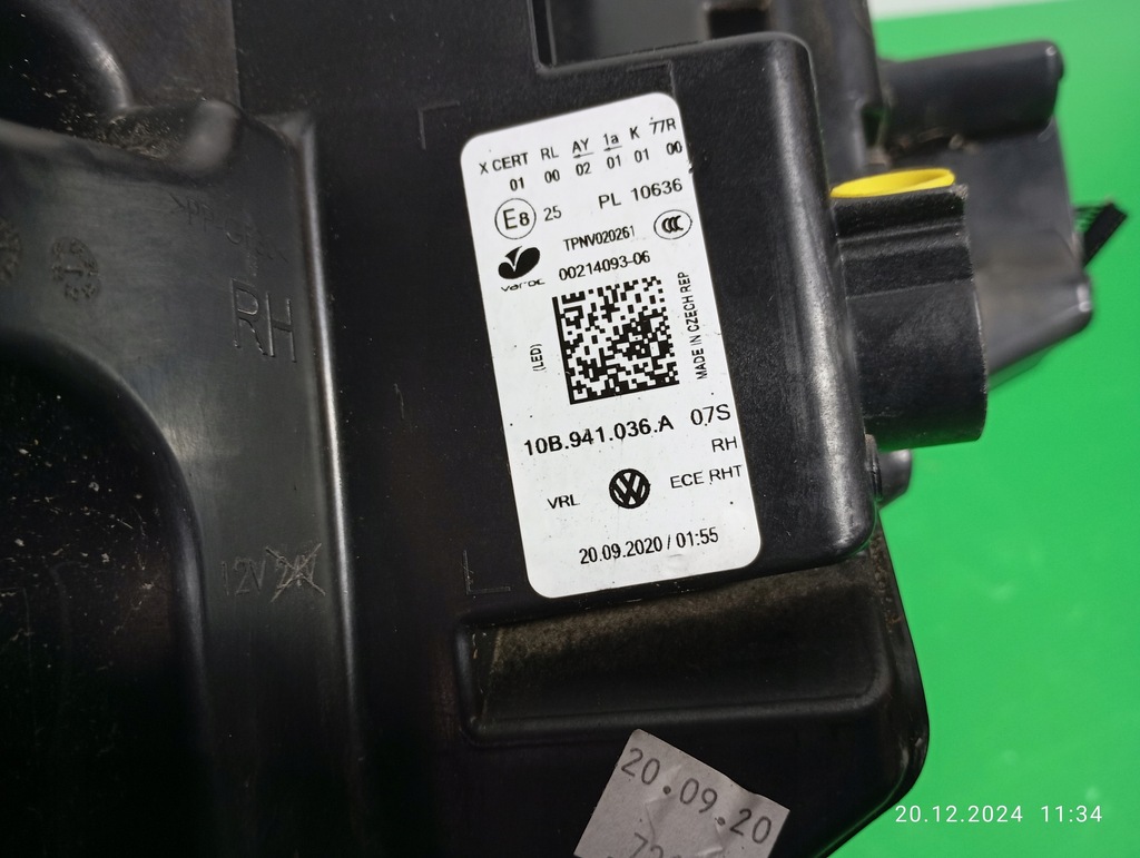 фото №13, Лампа права перед full led vw id3 id.3 10b941036a iq.light