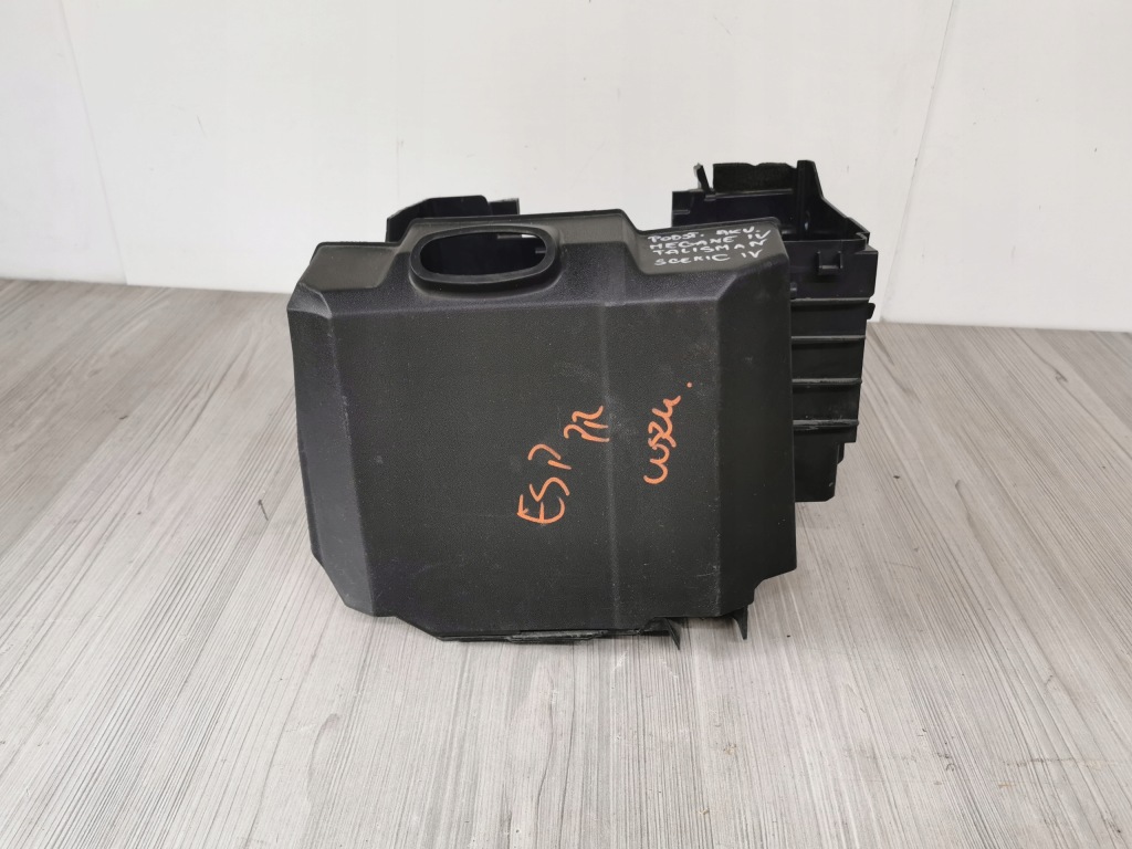 фото №1, Основание аккумулятор megane iv talisman scenic iv