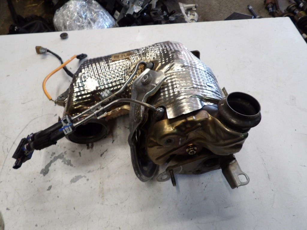 фото №1, Каталізатор renault austral 1.2 e-tech 208a07725r