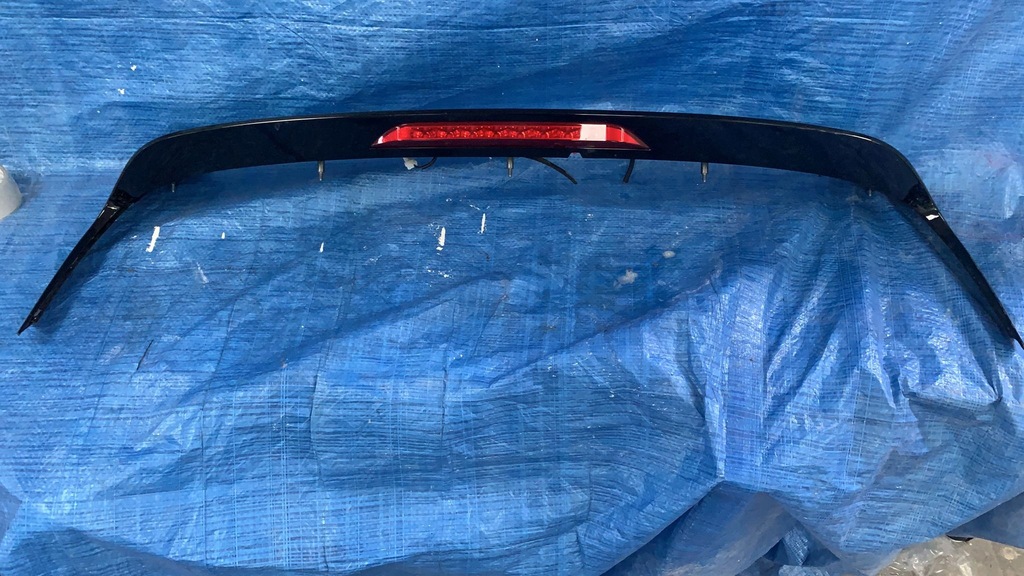 фото №16, Hyundai i10 3 iii 19r- спойлер спойлер крышки багажника задняя 87210-k7000