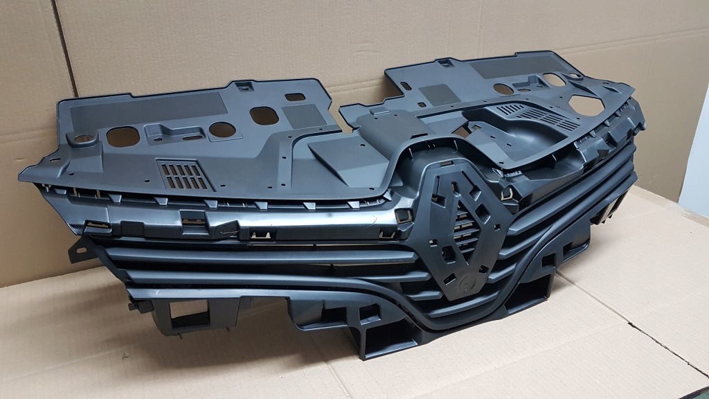 Решітка радіатора решітка радіатора бампера перед renault clio iv новий оригінал! Оригінал