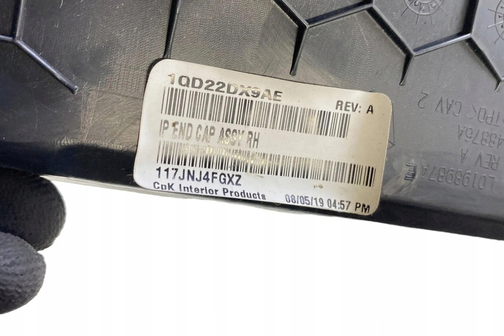 фото №8, Бічний накладки декоративні панелі приладової панелі dodge charger l0198987ae 3.6l