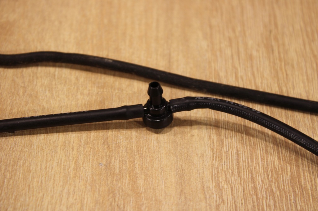 фото №5, Форсунки распылителя перед jaguar xf x250 комплект