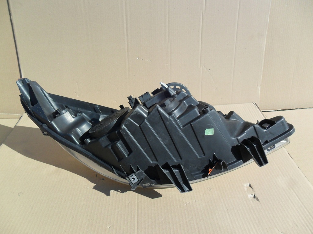 фото №13, Peugeot 207 лампа перед левая линза