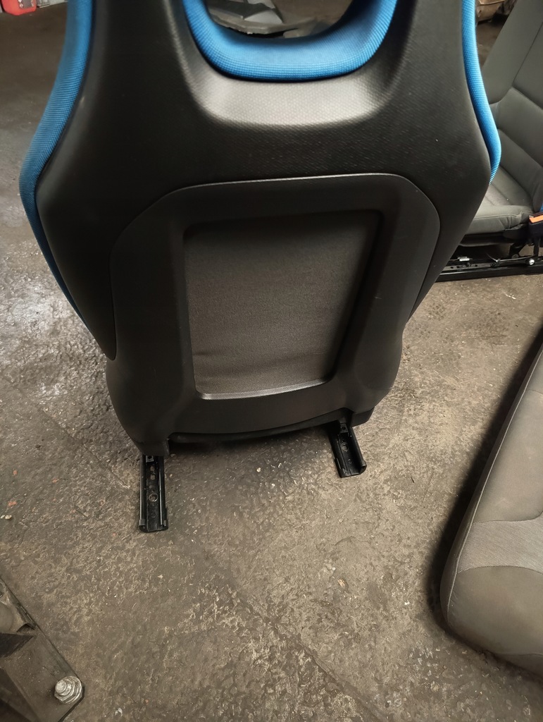 фото №6, Bmw i3 сиденья сиденье заднее сиденье обшивки подогрев europa