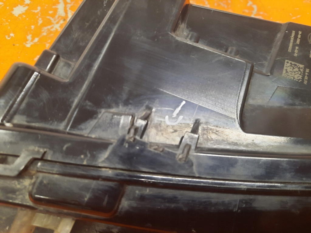 Peugeot 308 3 21- фара лампа led drl лівий перед 243.391-01 Зі Шроту