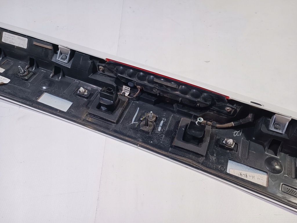 фото №14, Спойлер спойлер крышки багажника стоп pw7 chrysler pacifica 2017-