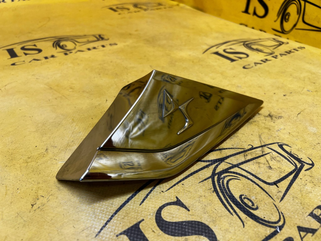 Купити Трикутник заглушка захист крила задня правий хром citroen ds7 crossback x74