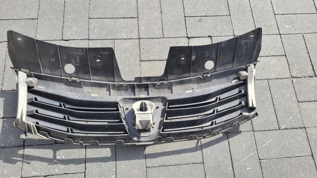 фото №9, Dacia sandero i 2009 решётка радиатора решётка радиатора