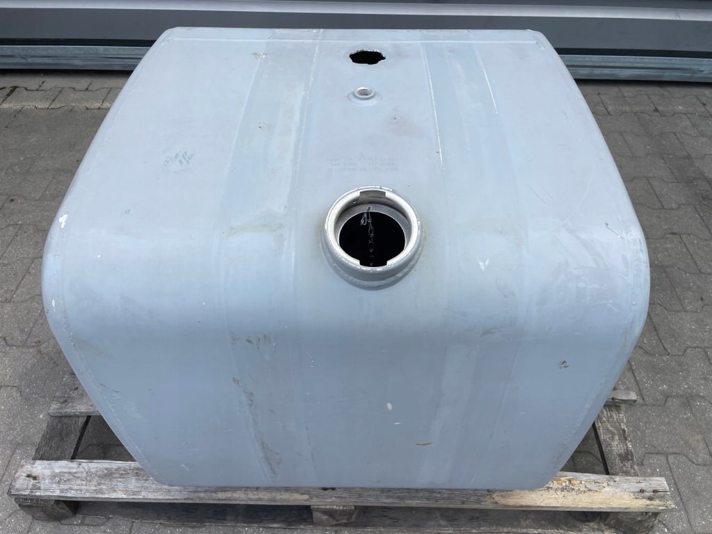 Купить Бак топливной  man tga tgx tgs 250 l 81122015653