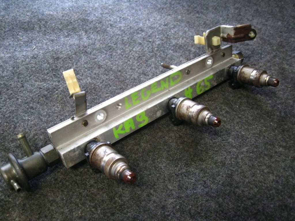 фото №1, Honda legend 99-04 ka9 молдинг упорскування форсунки