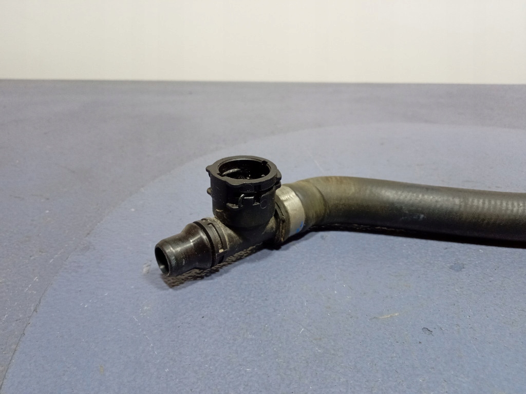 фото №6, Mercedes gls x167 400d 2.9 шланг водяной жидкость охлаждающий a1675010403