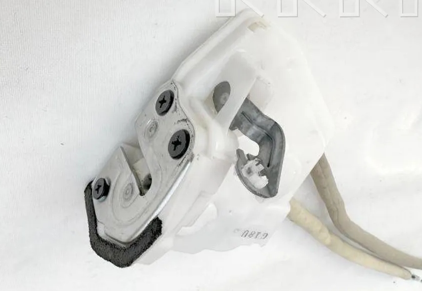 фото №3, Mazda 2 lift замок двері лівий задня a0528