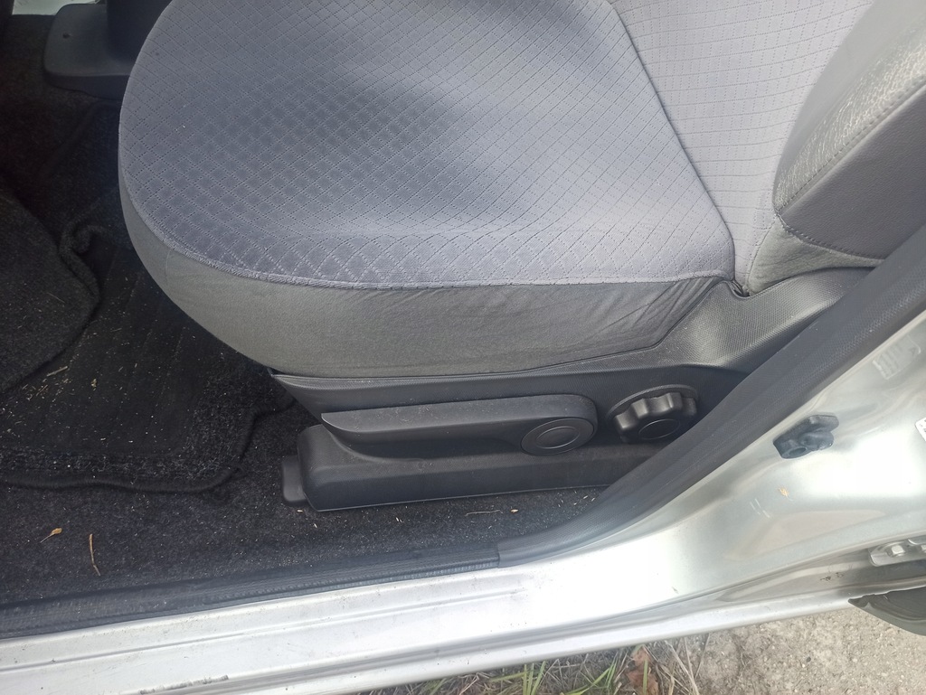 фото №9, Сидіння заднє сидіння сидіння оббивка nissan micra k12 02-10 5двері