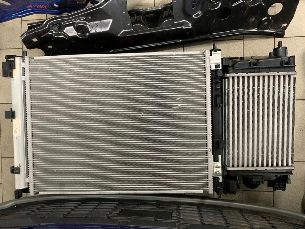 фото №8, Перед бампер лампи капот крила радіатор dacia sandero stepway iii