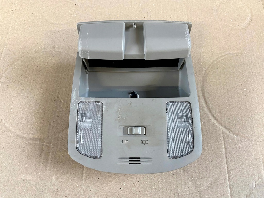 фото №5, Лампа освещение потолочный потолок кабины hilux viii 8 15-