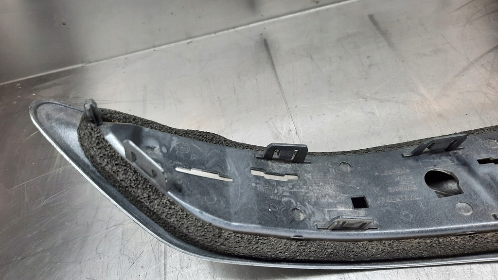 фото №6, Решітка бампера задня ліва 30744513 volvo xc70 08-15r