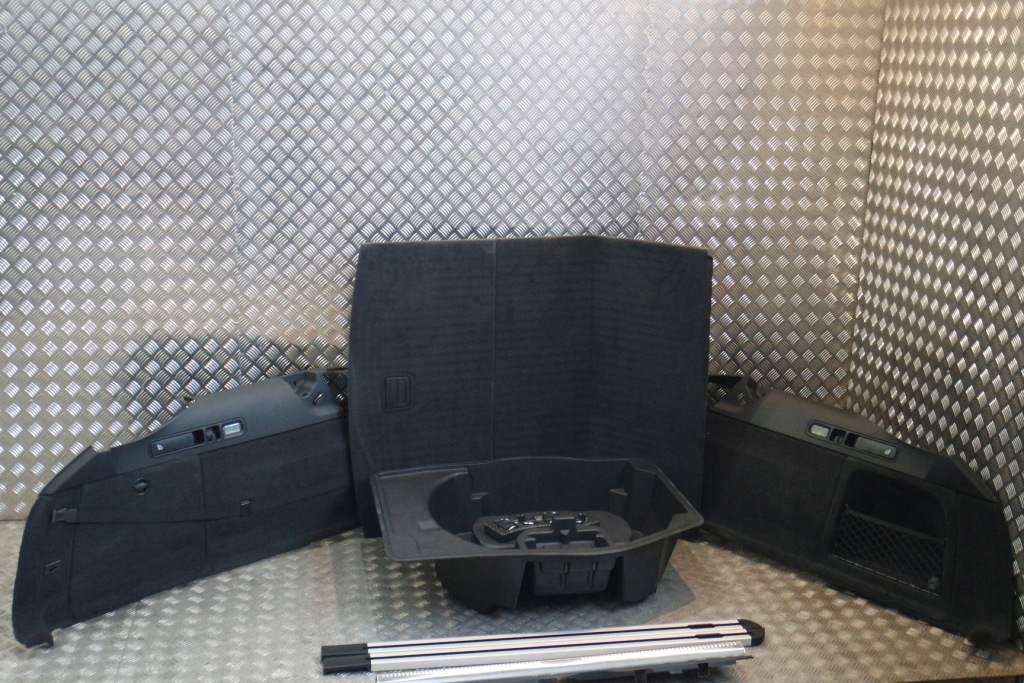 Купити Елементи багажника оббивка audi a6 4g9