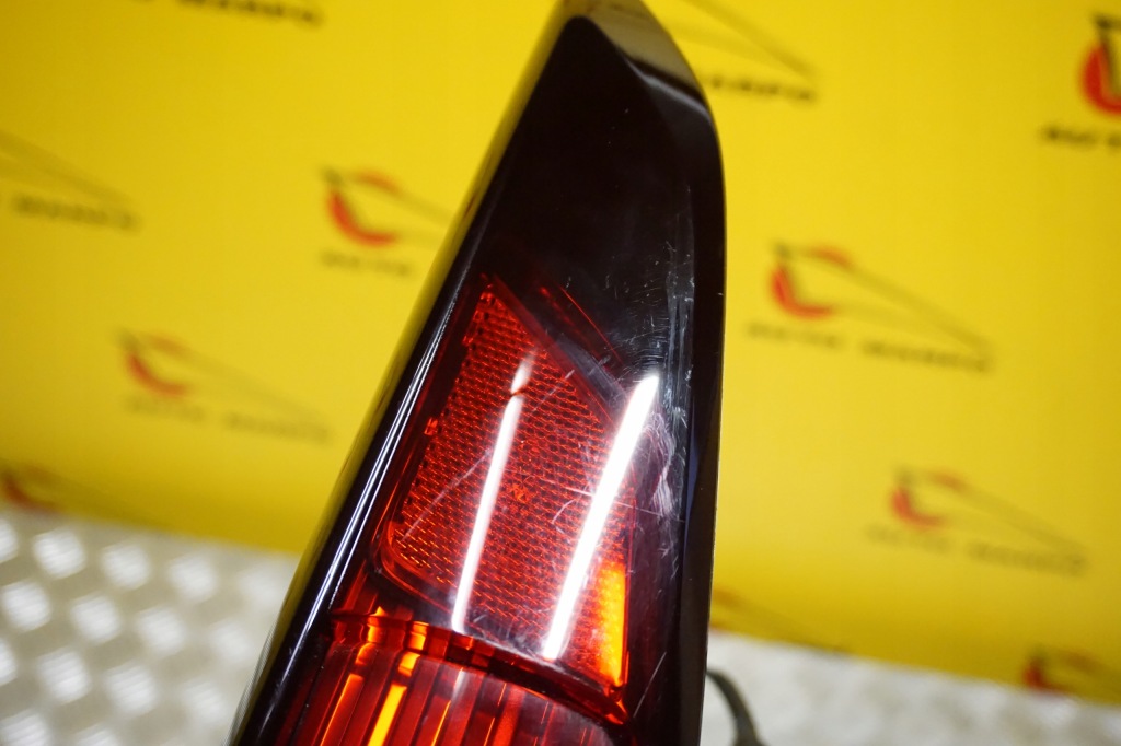 Mazda cx30 2019 - 2023 фара задний задняя led правый  америка Оригинал