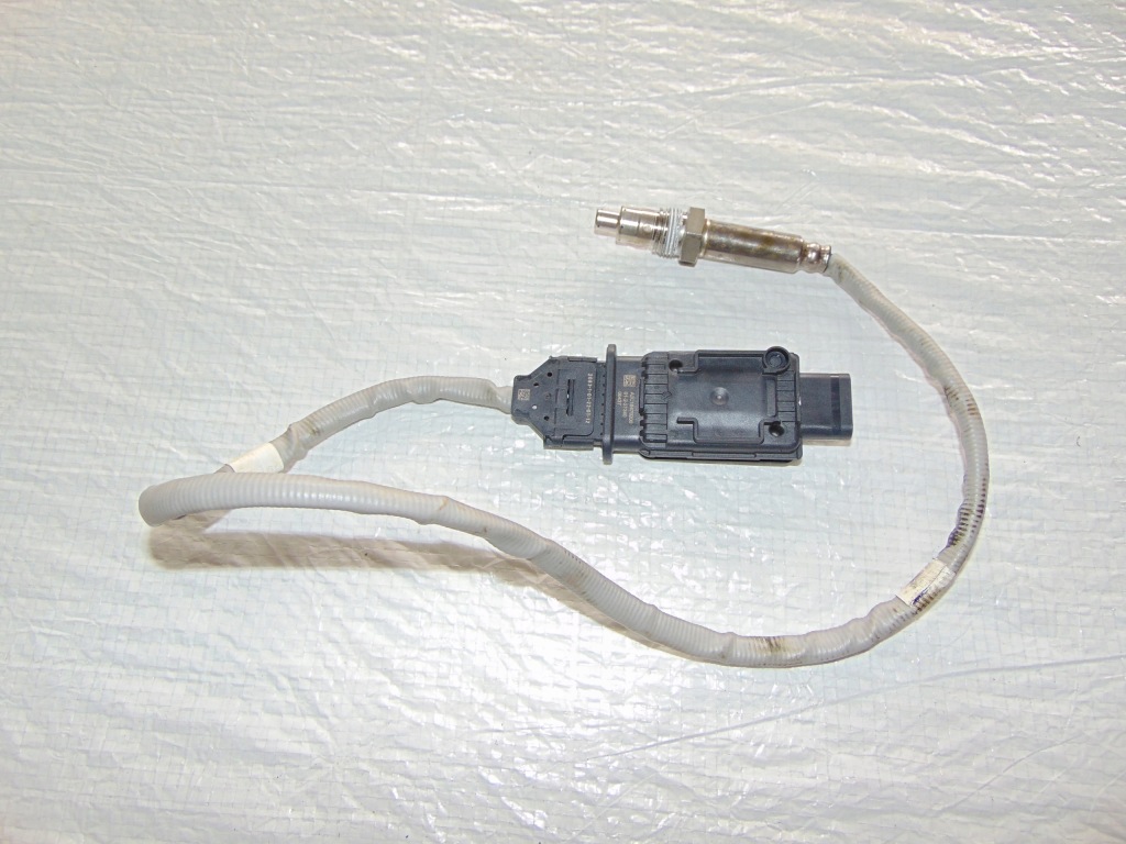 фото №1, Vw passat b8 датчик nox 05l907807ar 2km