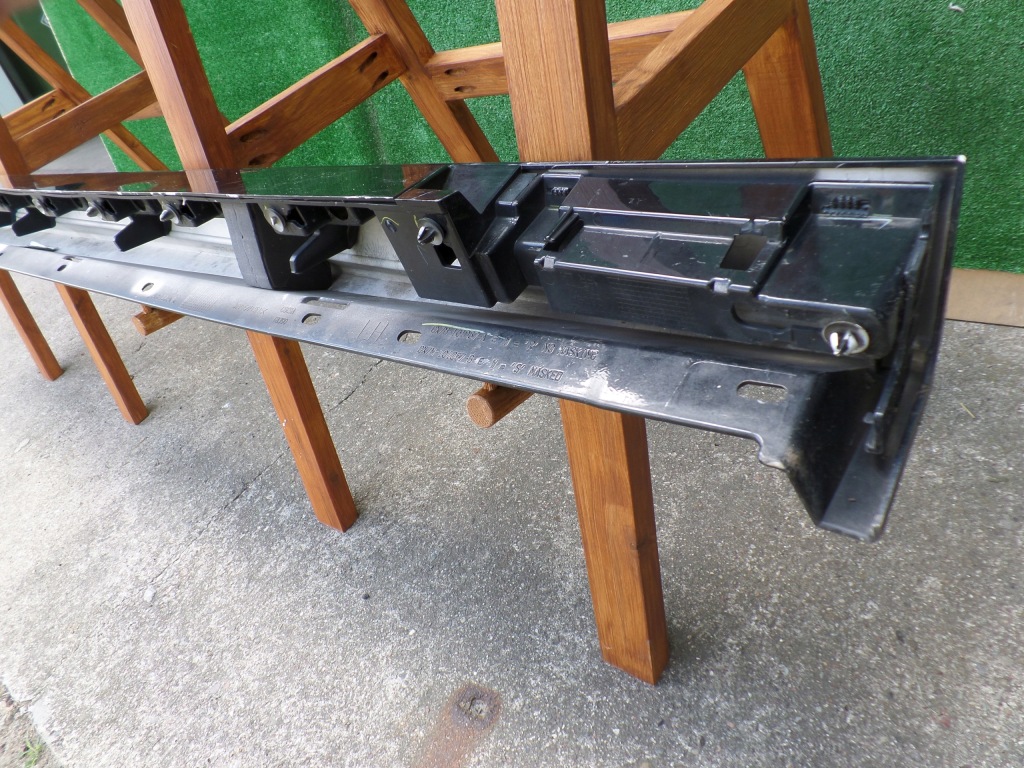 фото №5, Jaguar xe r-sport порог молдинг порог левая