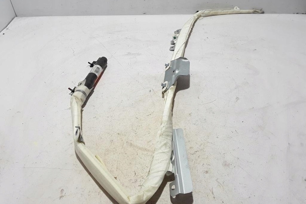 фото №1, Шторка безпеки права volvo s60 i 30698529 2.4l дизель 96kw 2005