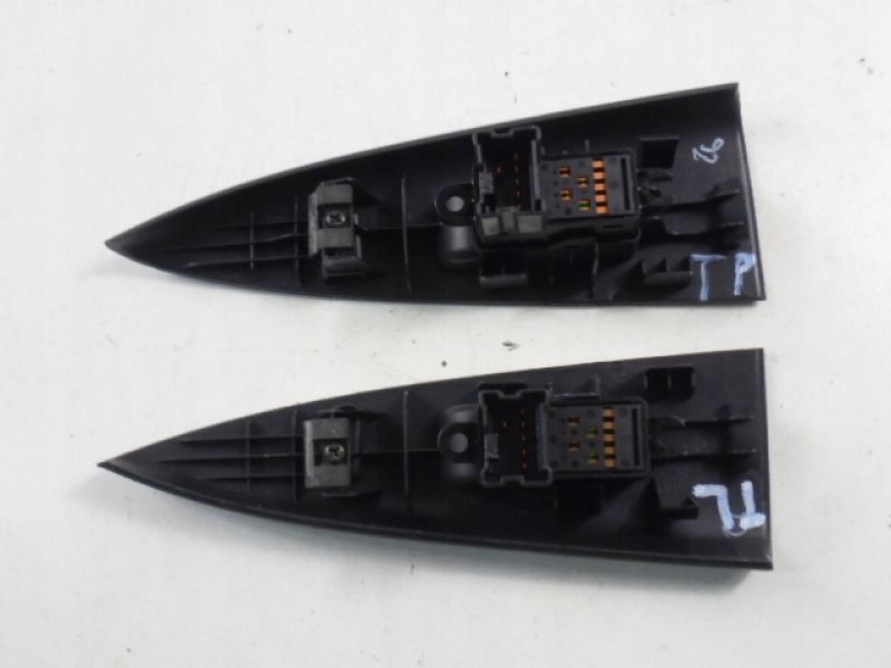 фото №2, Note i вимикач перемикач вікон задня 25411 ed00a