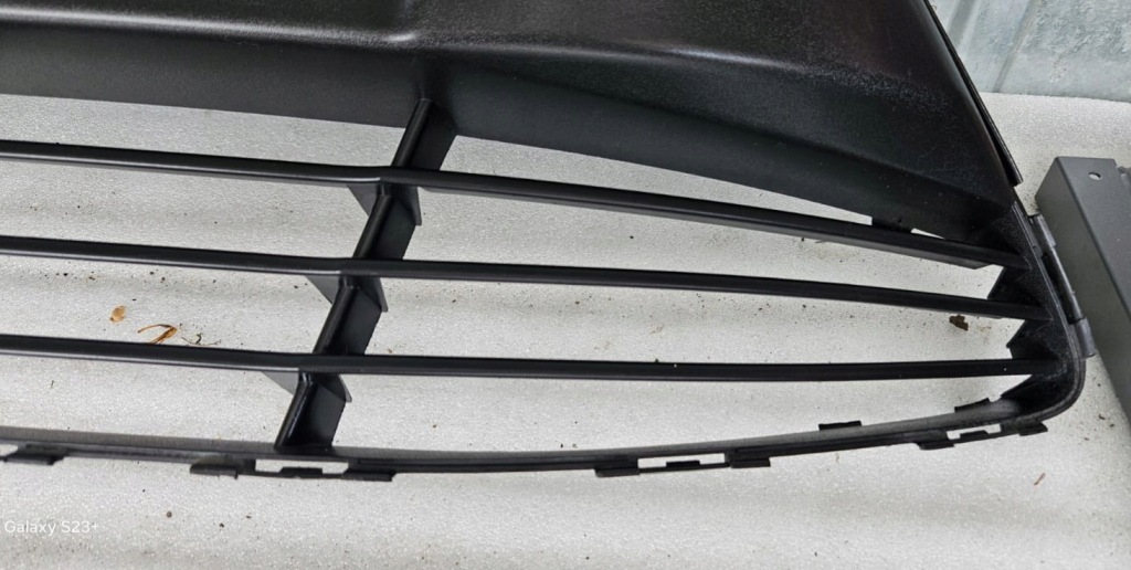 Решітка середня бампера ford c-max mk. ii am51-17b968-b Київ