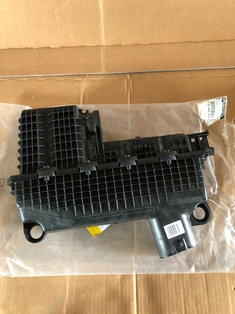 фото №1, Корпус фільтра повітря dacia duster sandero nowa