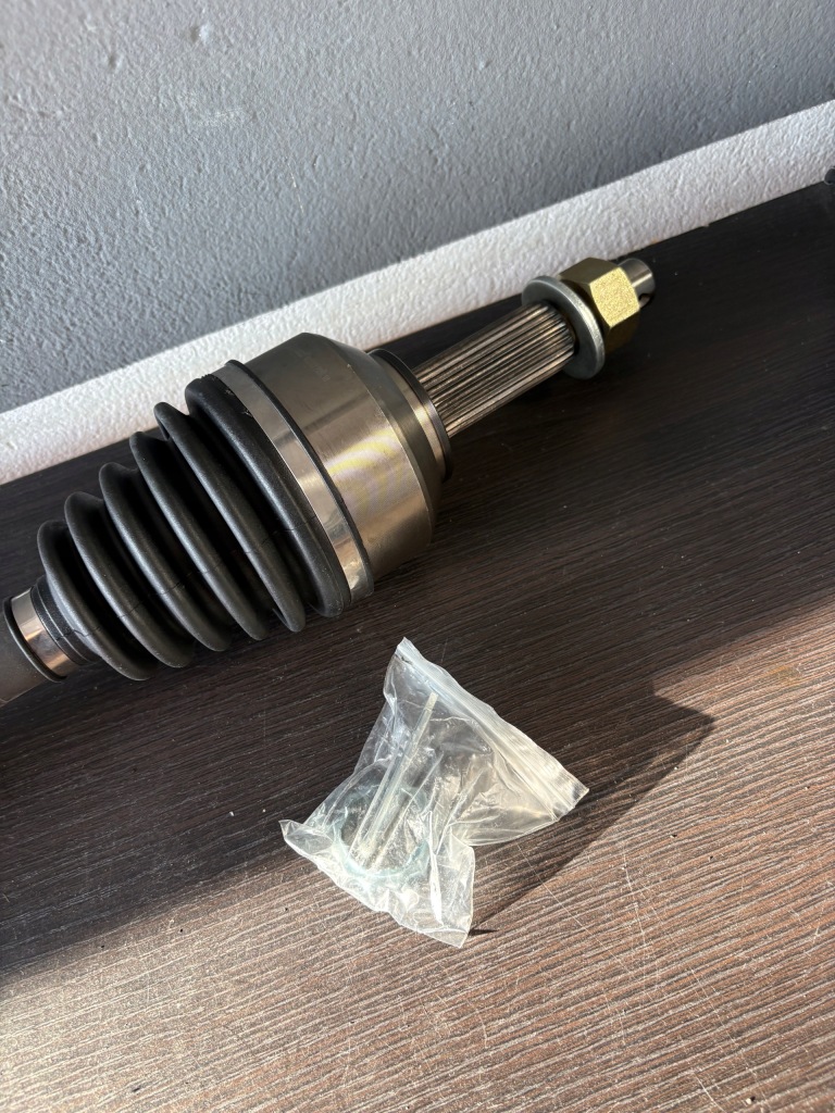 Купить Приводной вал приводная chrysler pacifika 2004-2006