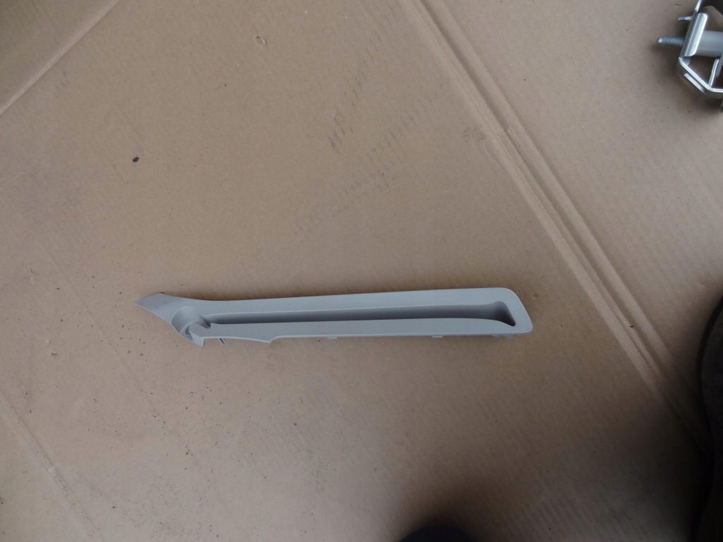 Купити Напрямна шторка багажника ліва opel insignia b 39022618 ita