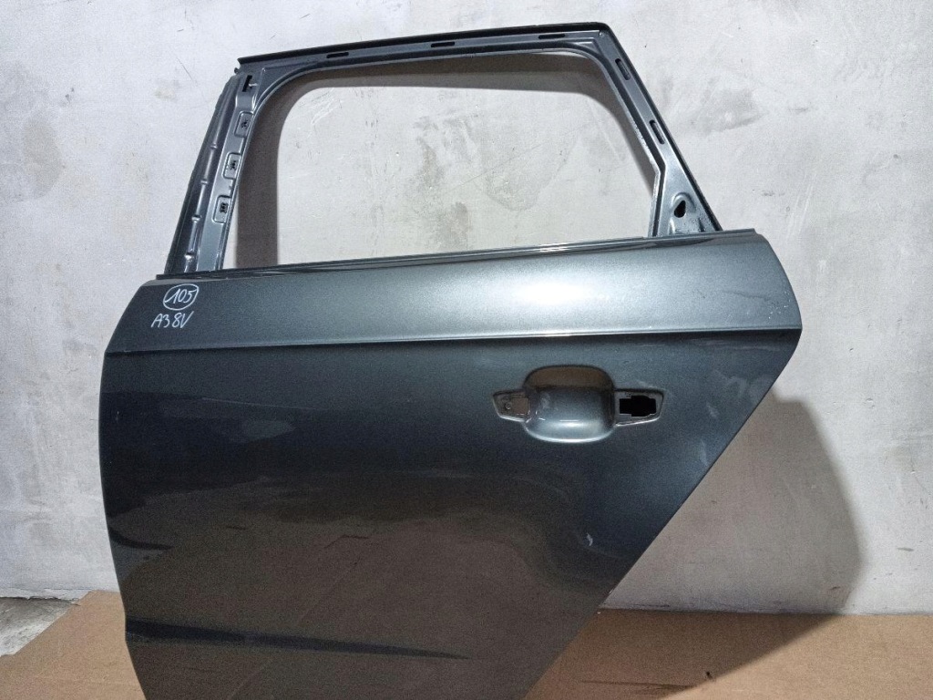 Дверь задний  задние левая audi a3 8v drzwtytylne левая audi a3 8v в Украине
