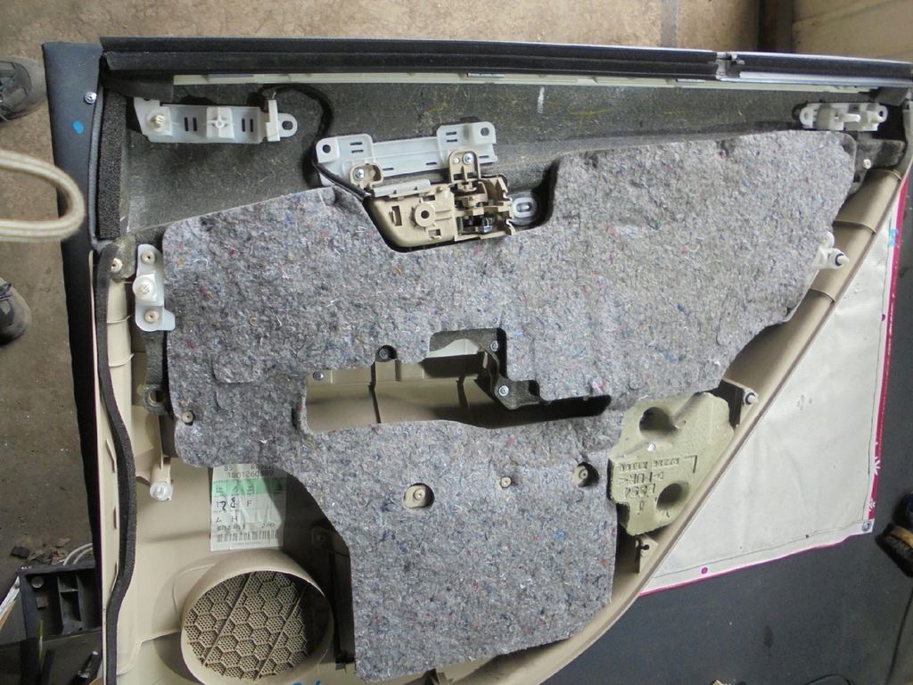 фото №7, Обшивка панель дверь левый задняя lexus rx ii 400h 2007