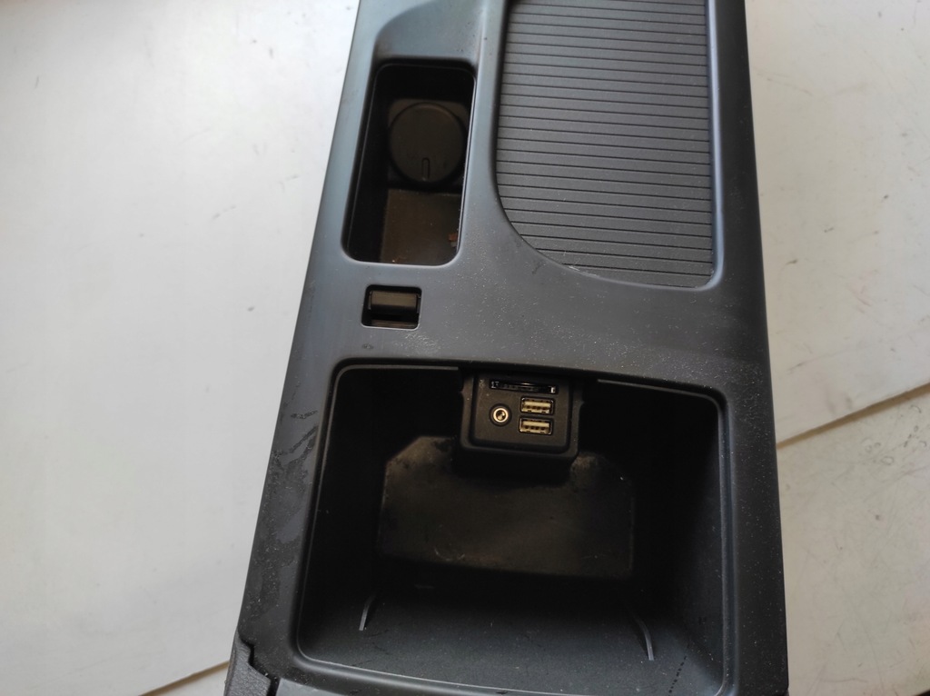 фото №6, Opel insignia a lift 13- туннель средний подлокотник