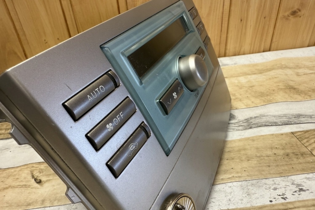 фото №7, Панель керування кондиціонера toyota corolla verso zer_, zze12_, r1_