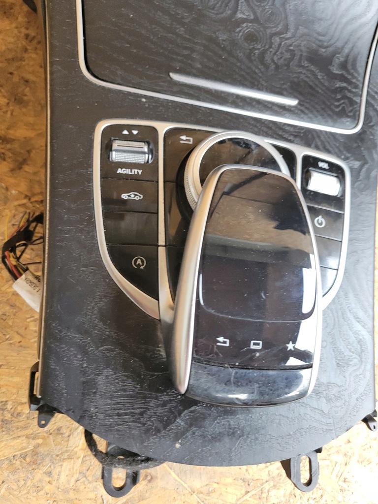 фото №7, Панель кондиционера idrive часы drewno mercedes w205 w-205