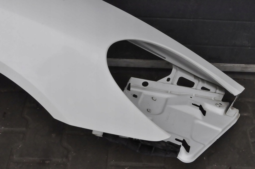 фото №10, Porsche 718 cayman 982 lift 15- крила правий перед передній