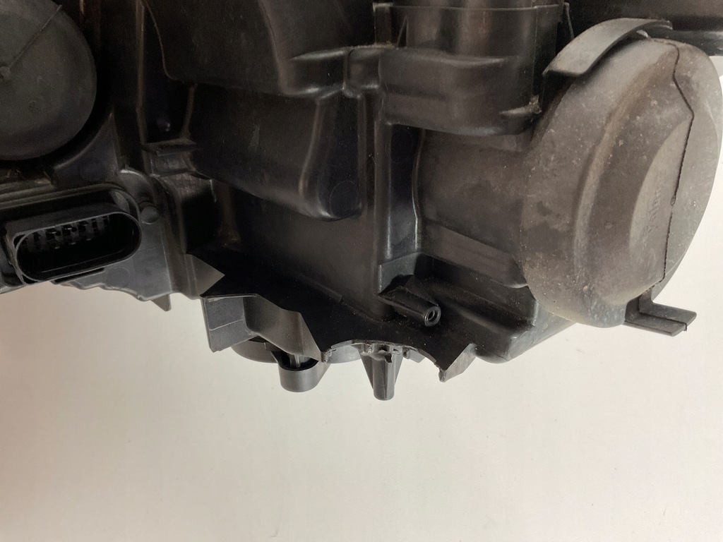 фото №12, Лампа права перед skoda scala 90176072