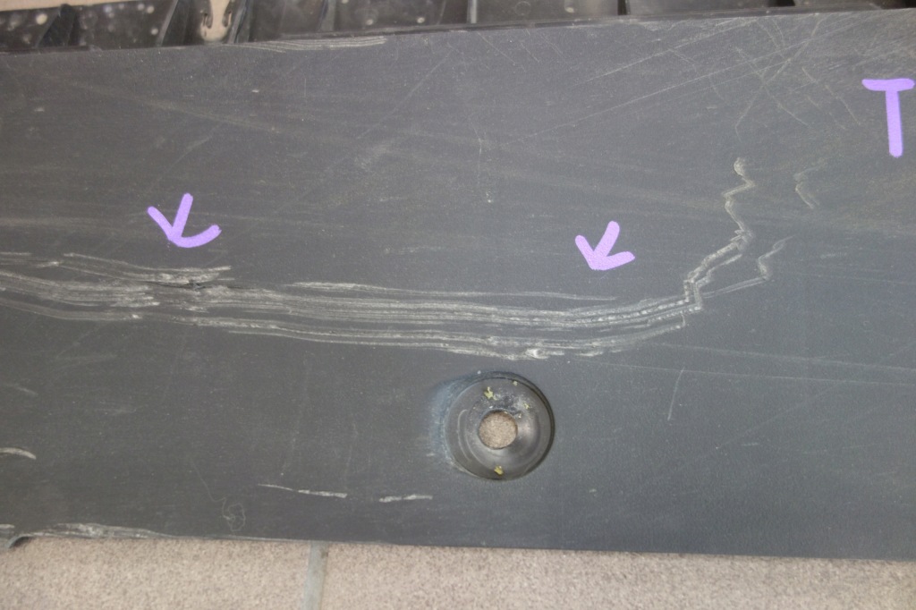 Купить Tesla y молдинг порог правая оригинал 1625379-00-d