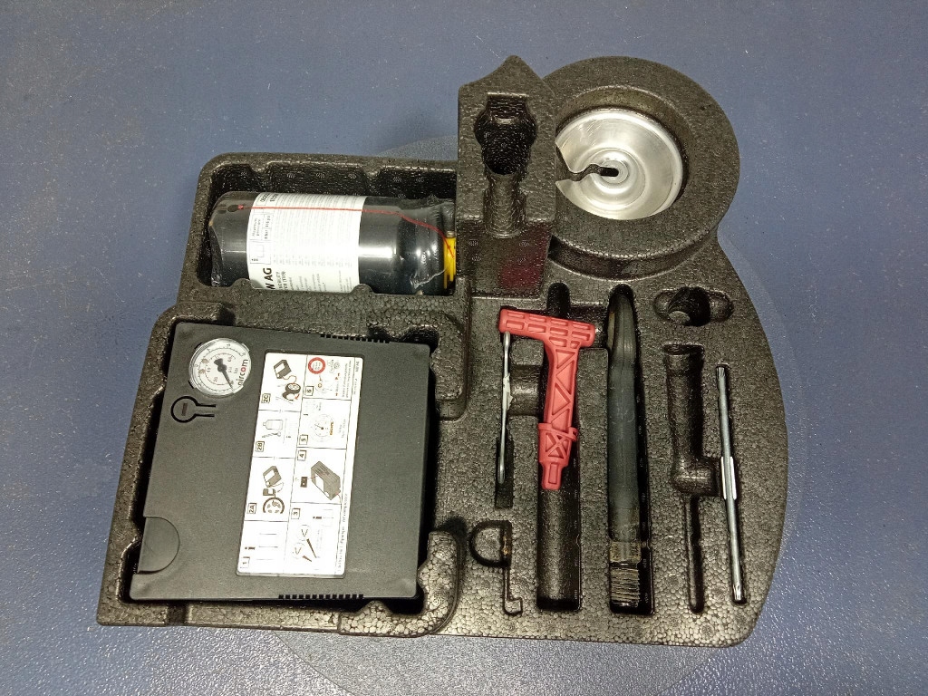 фото №5, Porsche cayenne iii 9y набор ремонтный колеса компрессор ключи 760012115h